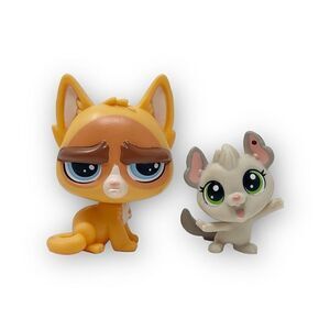 Littlest Pet Shop Pets in the City Sulky MacWhiskers Chenille Chilla #135 #136